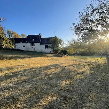 Domaine Du Bonheur En Pierre Avec Piscine, Proche Sarlat Holiday home Carlux